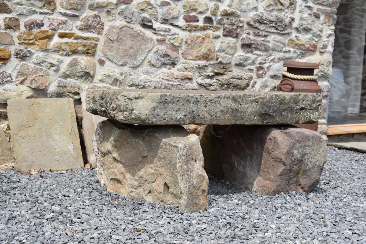 Cowshed In The Black Mountains Abergavenny Εξωτερικό φωτογραφία